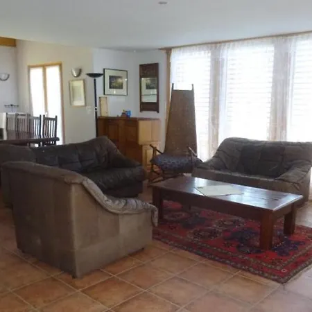 Bouillets Mountain & Garden Chalet 12 Pers Шале